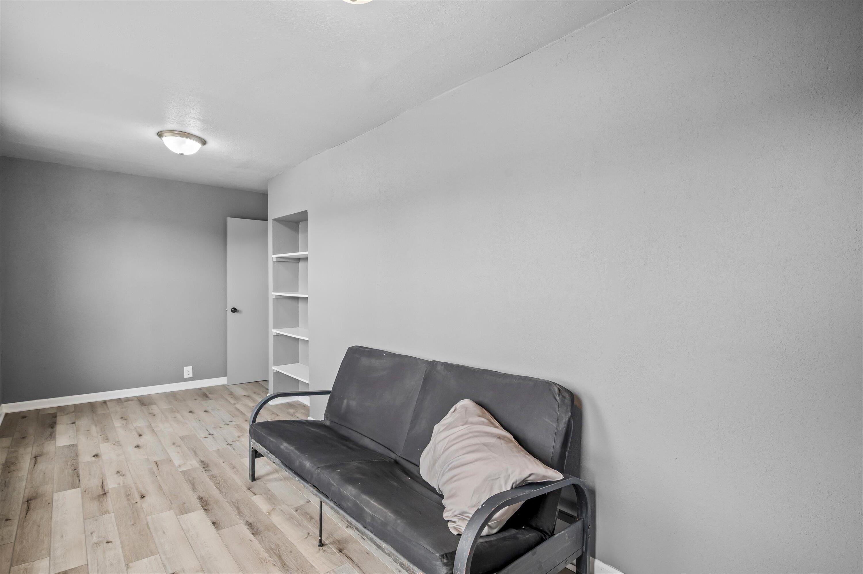 2058 South 36th Street Milwaukee, WI 53215 - Photo 26 of 28 27-Z62_8569