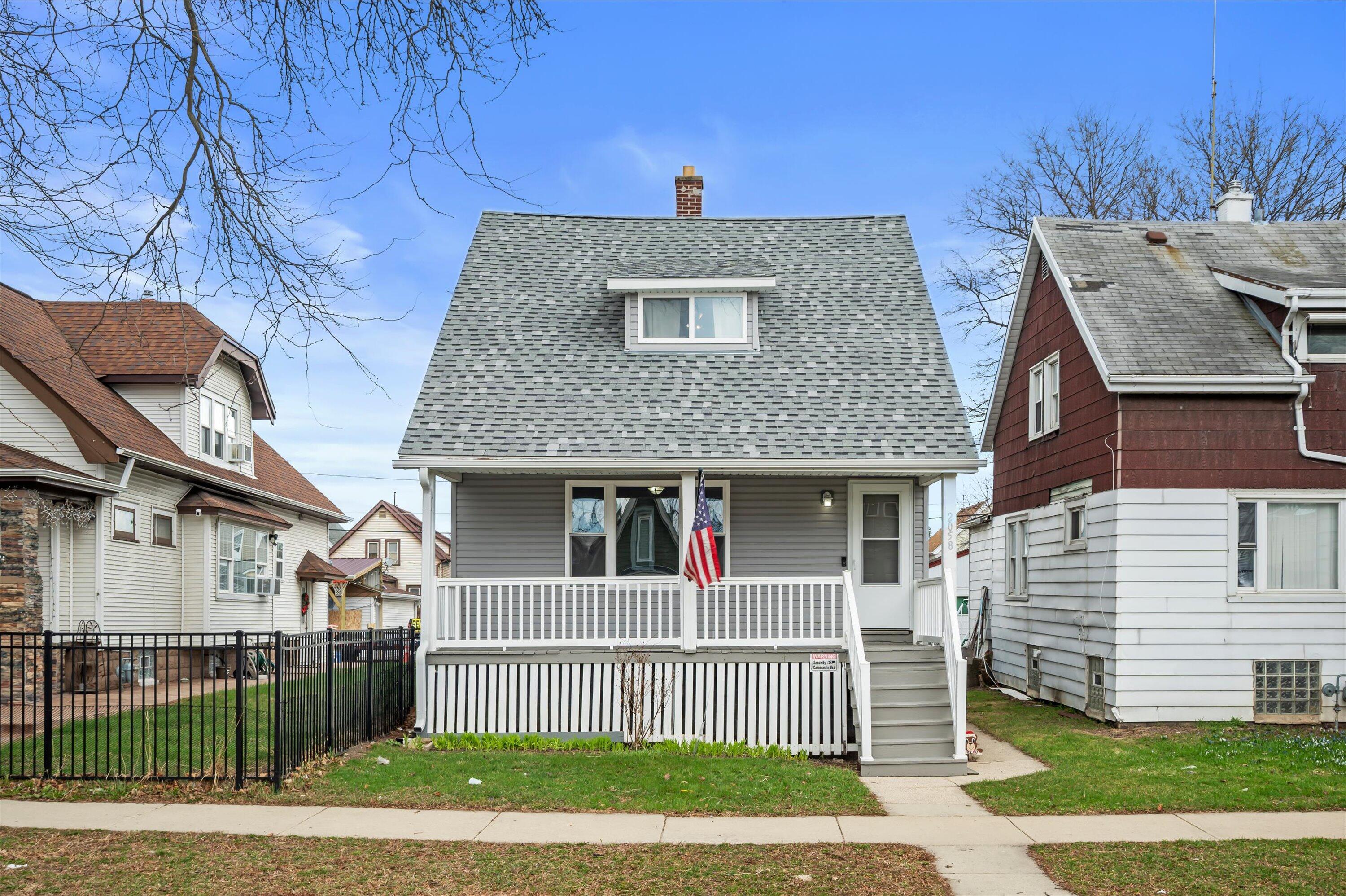 2058 South 36th Street Milwaukee, WI 53215 - Photo 28 of 28 01-Z62_8412