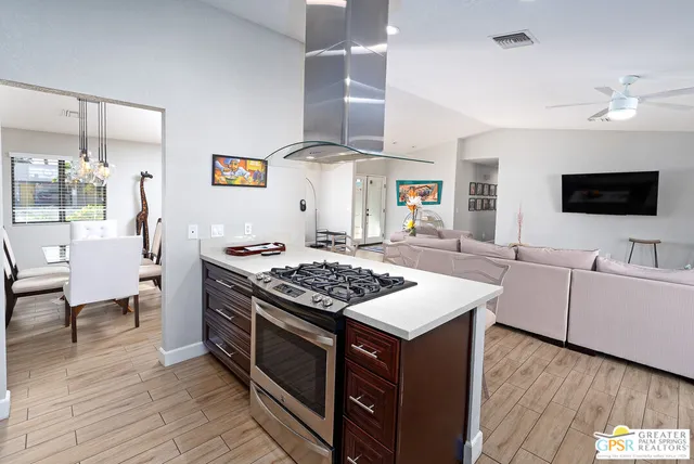 $5,750 | 2342 North San Gorgonio Road, Palm Springs, CA 92262