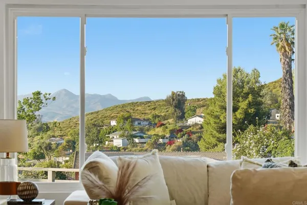 $1,049,900 | 12306 1/2 Gay Rio Drive, Lakeside, CA 92040