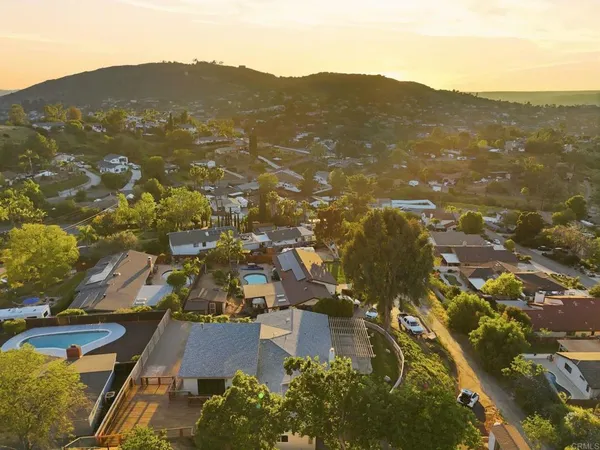 $1,049,900 | 12306 1/2 Gay Rio Drive, Lakeside, CA 92040