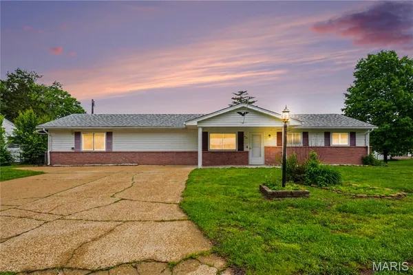 $270,000 | 201 Heyden Drive, Eureka, MO 63025