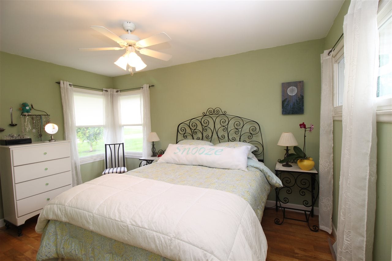 413 Old Dubuque Road Anamosa, IA 52205 - Photo 4 of 13 Gallery Image 4