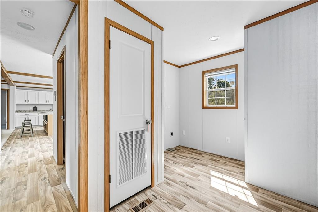 69 South Summit Road, Unit 204 Greenville, PA 16125 - Photo 44 of 49 Gallery Image 44