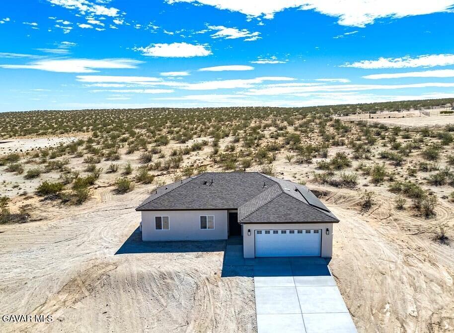 10654 Wilson Road California City, CA 93505 - Photo 35 of 36 a view of a terrace with a ocean view