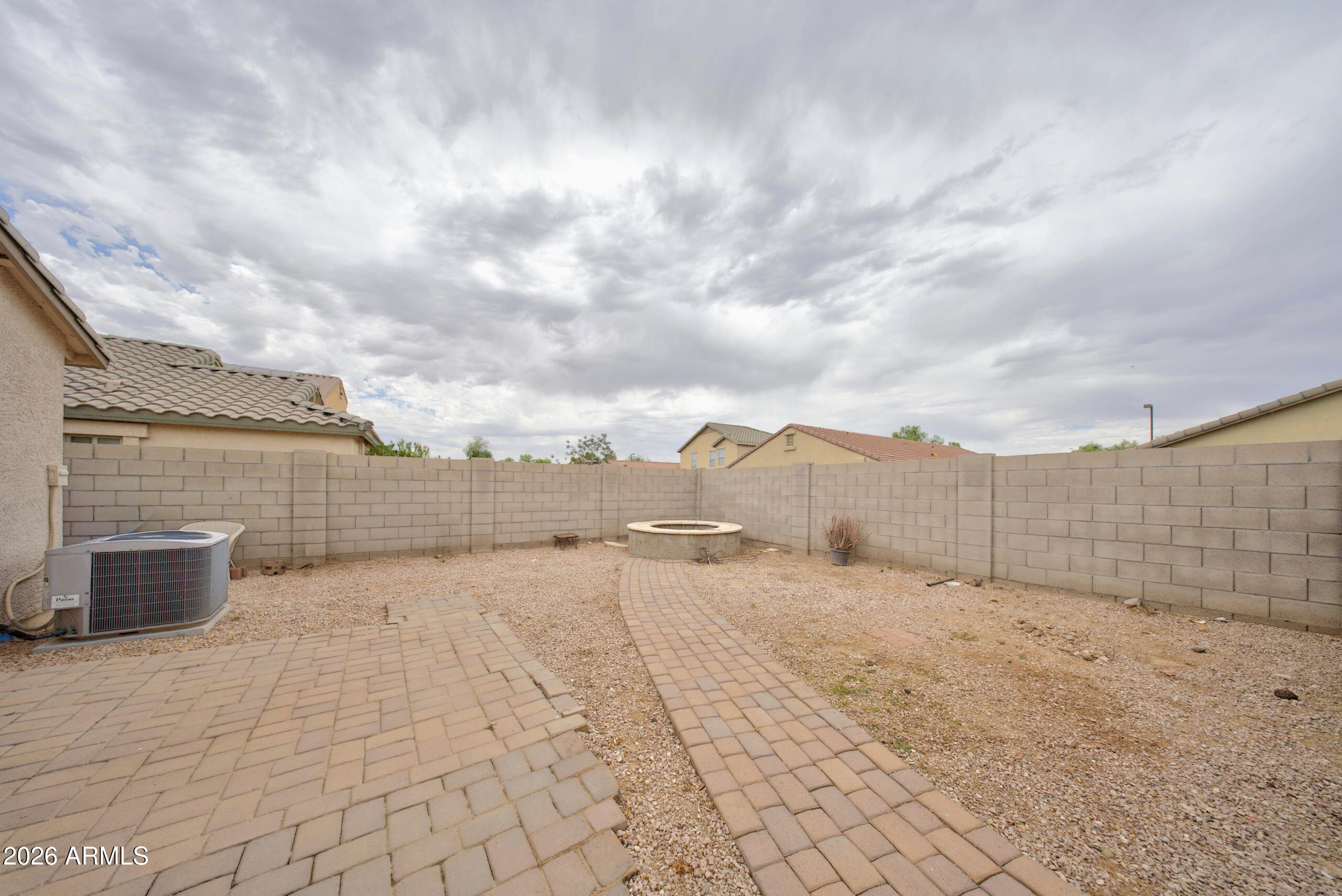 5016 South Rovey Parkway Buckeye, AZ 85326 - Photo 25 of 31 DSC00041