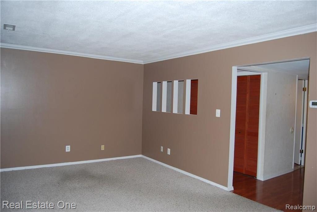 525 East University Drive, Unit 94 Rochester, MI 48307 - Photo 8 of 16