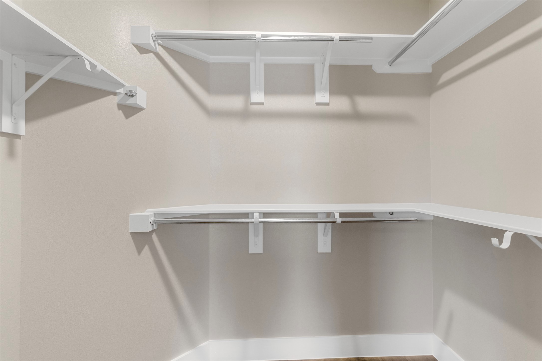 3150 South Cleveland Street Dayton, TX 77535 - Photo 10 of 24 a close view of closet