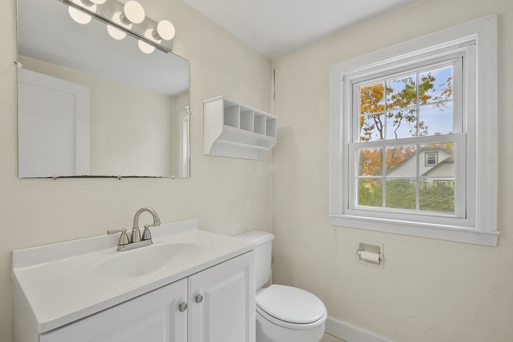 142 Dalton Road Chelmsford, MA 01824 - Photo 18 of 25 Gallery Image 18