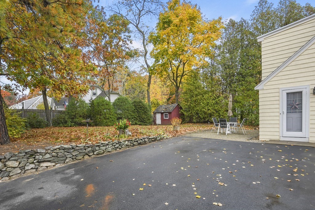 142 Dalton Road Chelmsford, MA 01824 - Photo 22 of 25 Gallery Image 22