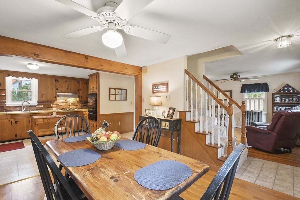 142 Dalton Road Chelmsford, MA 01824 - Photo 6 of 25 Gallery Image 6