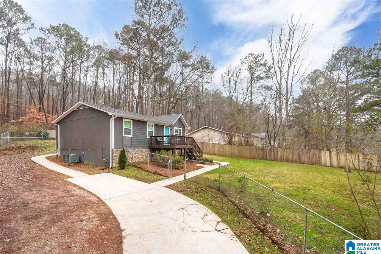 7853 Happy Hollow Road Trussville, AL 35173 - Photo 2 of 34