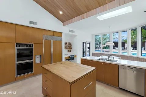 $3,950,000 | 3400 East Palo Verde Drive, Paradise Valley, AZ 85253