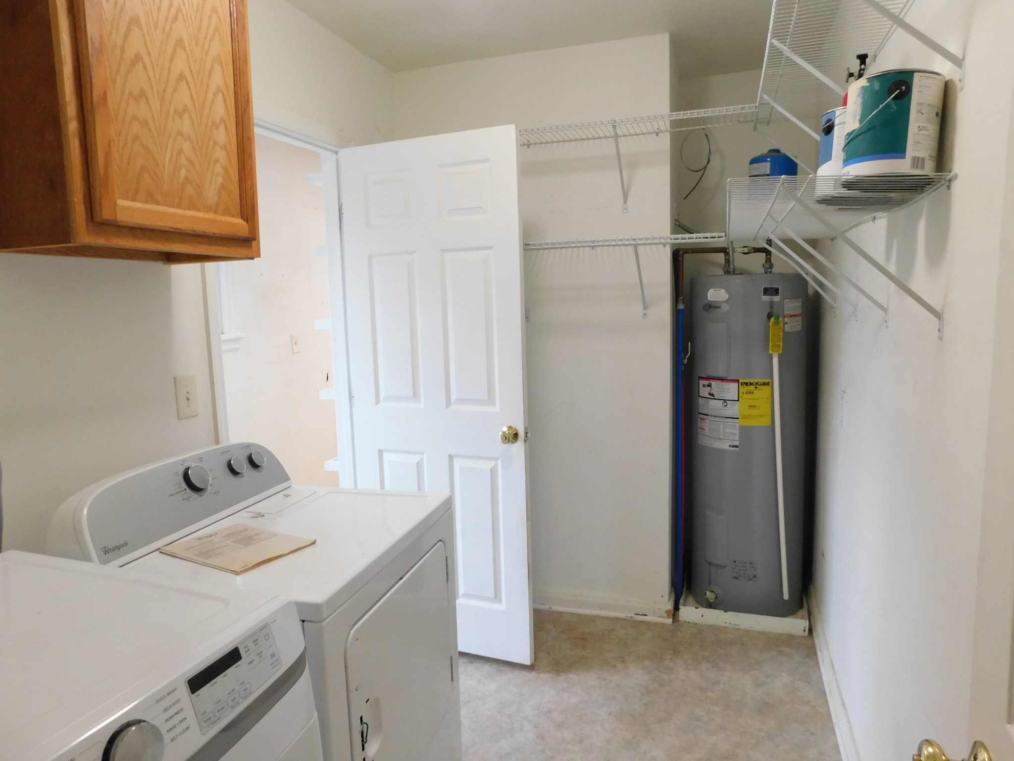 2801 Surrey Road Nashville, TN 37214 - Photo 13 of 43 a utility room with dryer and washer