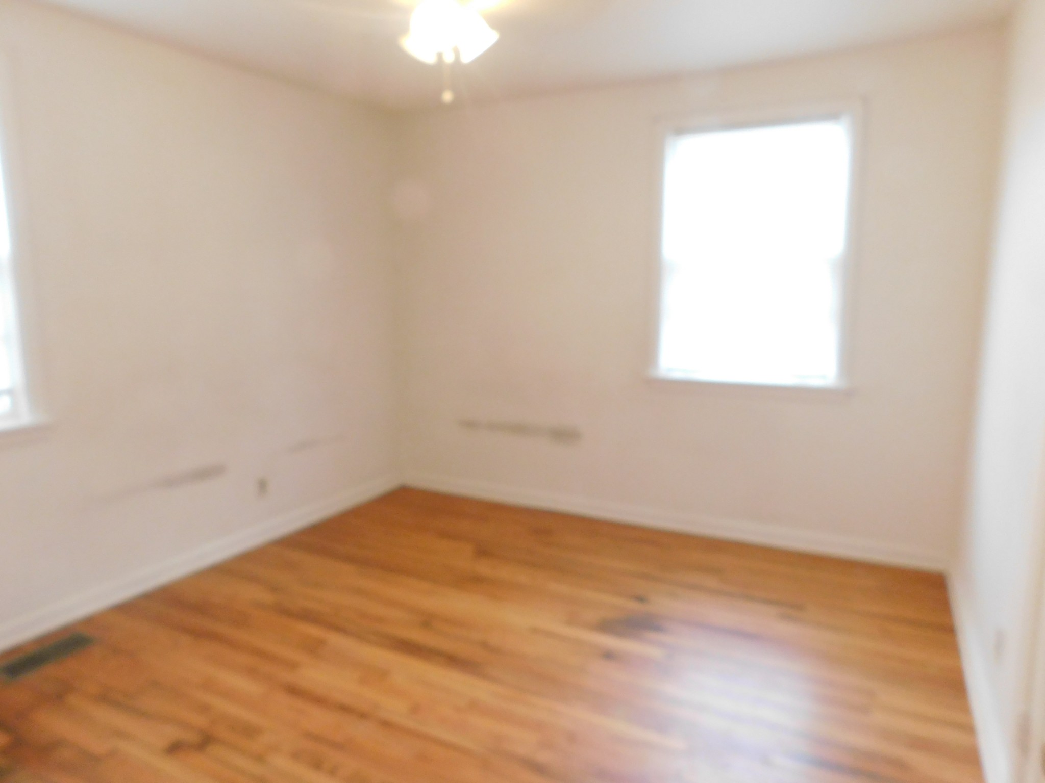 2801 Surrey Road Nashville, TN 37214 - Photo 16 of 43 an empty room with a window