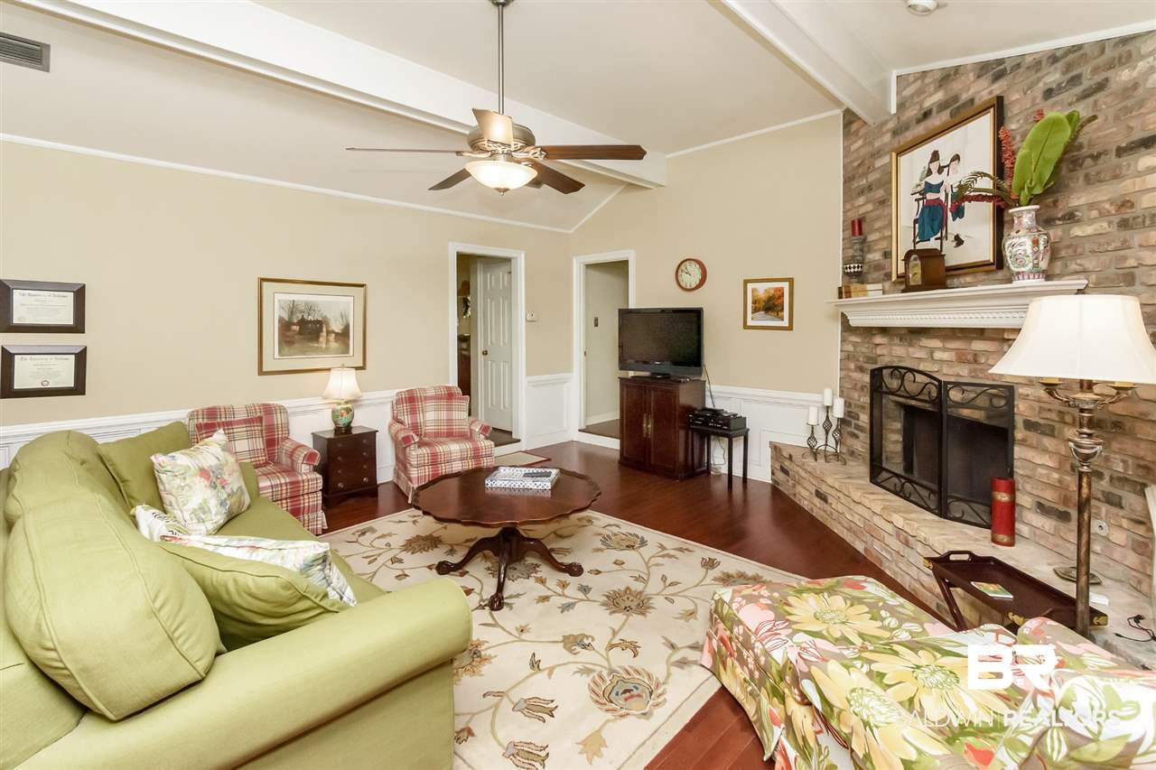 907 Wesley Avenue Mobile, AL 36609 - Photo 16 of 36