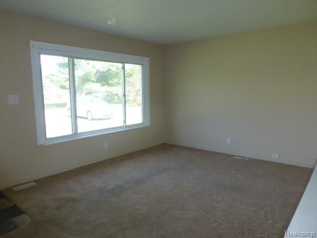 2711 Fish Lake Road Lapeer, MI 48446 - Photo 13 of 23 P1010960.jpg