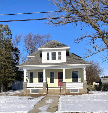 $264,900 | 440 East Railroad Avenue, Leland, IL 60531