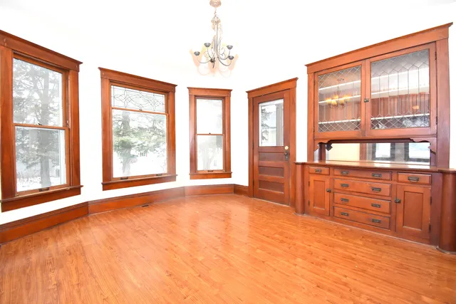 $264,900 | 440 East Railroad Avenue, Leland, IL 60531