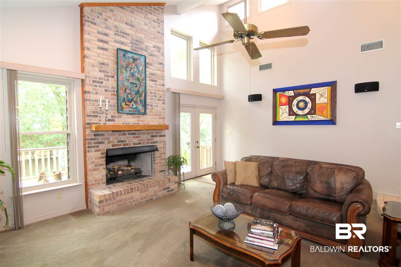 600 Oak Ridge Court West Daphne, AL 36526 - Photo 8 of 35 Bright Living Space