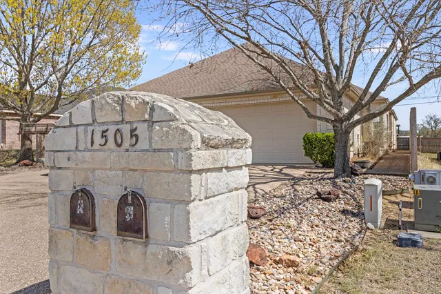 $489,000 | 1505 Claremont Parkway, Marble Falls, TX 78654