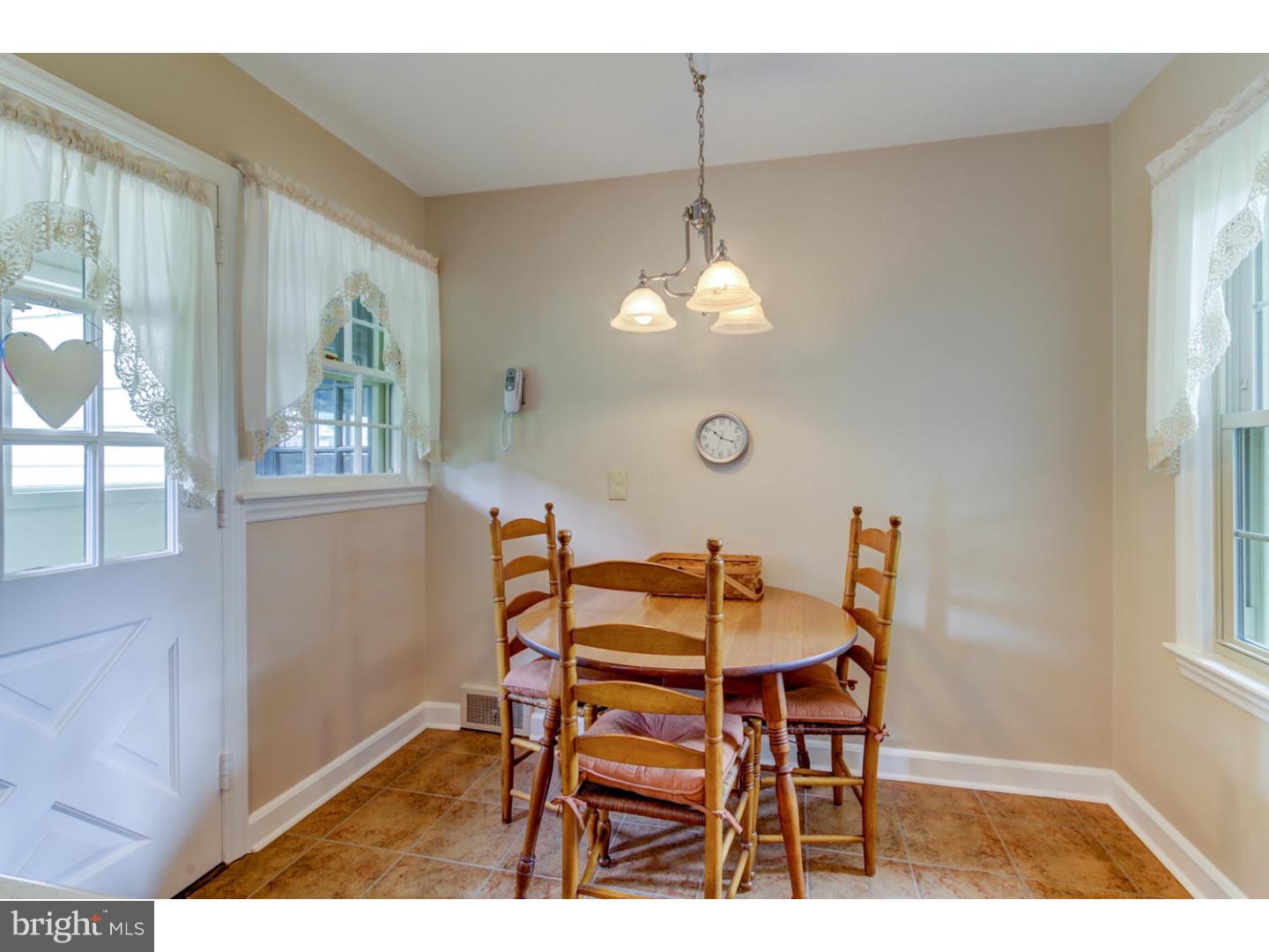 832 River Road Ewing, NJ 08628 - Photo 12 of 24 Kitchen