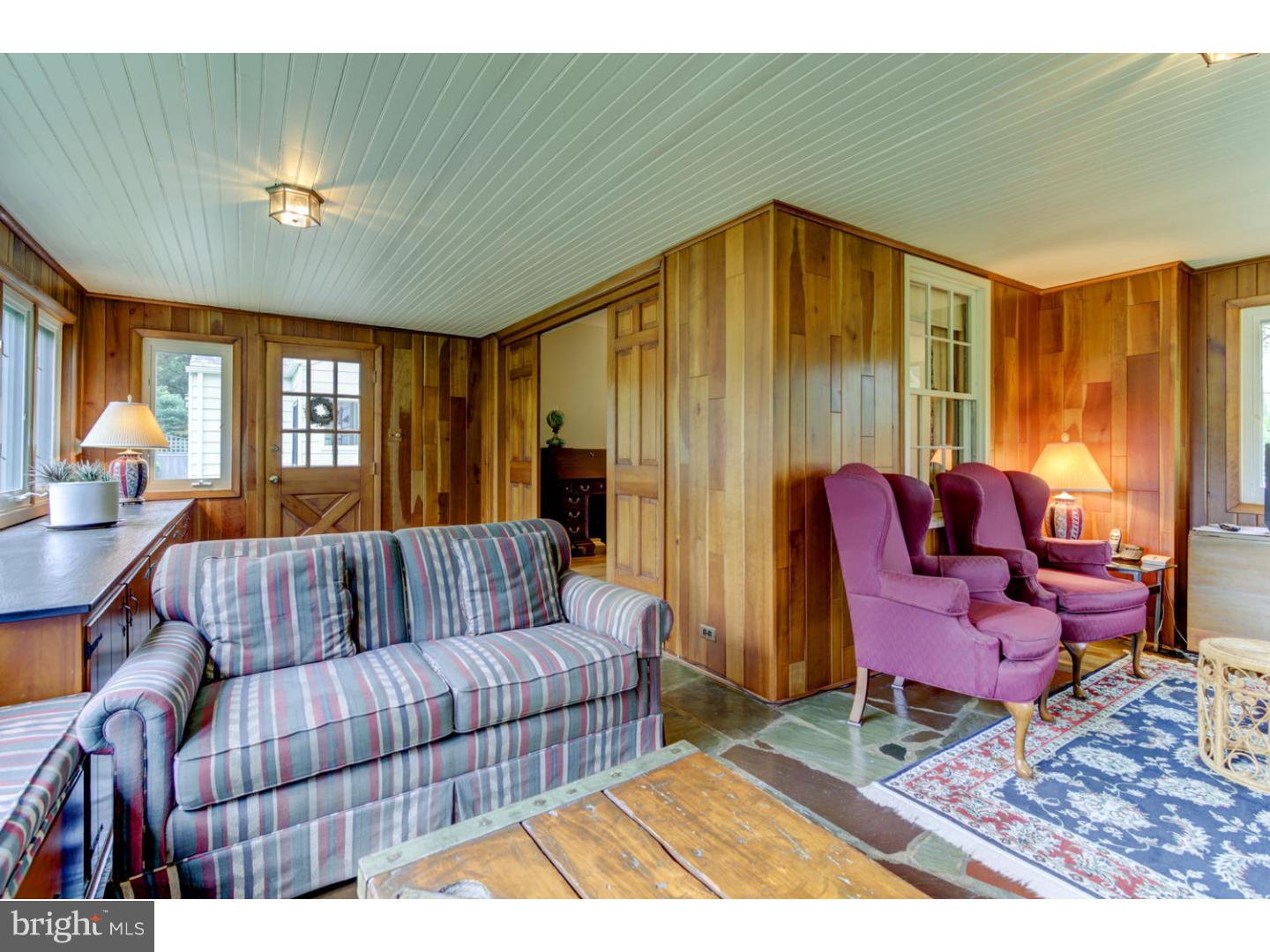 832 River Road Ewing, NJ 08628 - Photo 13 of 24 Family Room