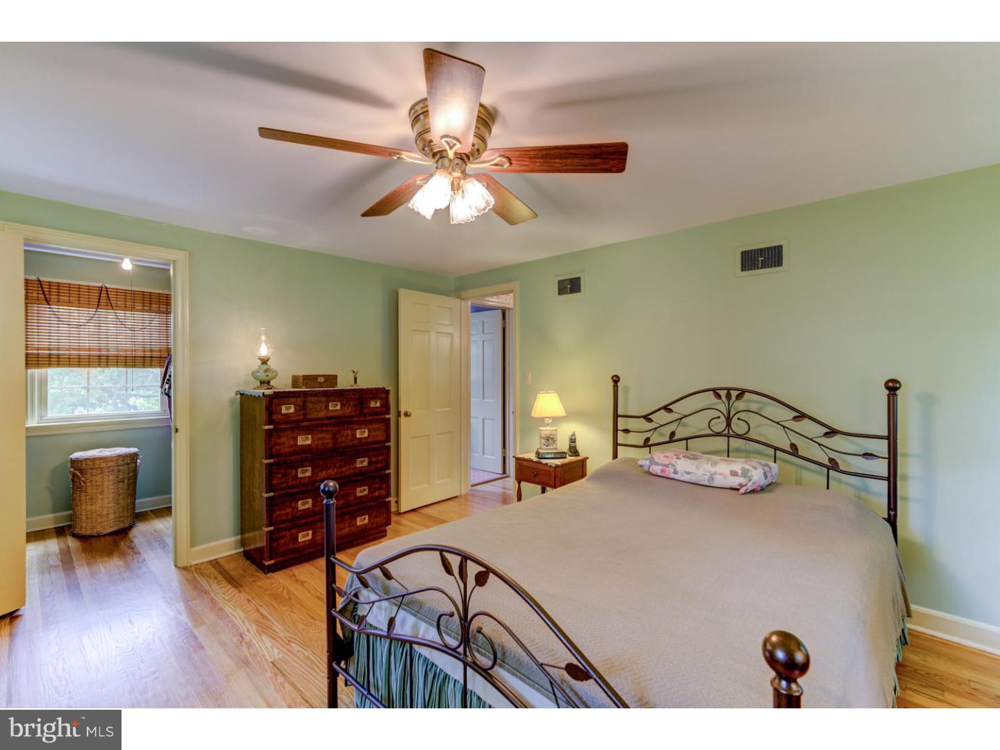 832 River Road Ewing, NJ 08628 - Photo 17 of 24 Bedroom - Main