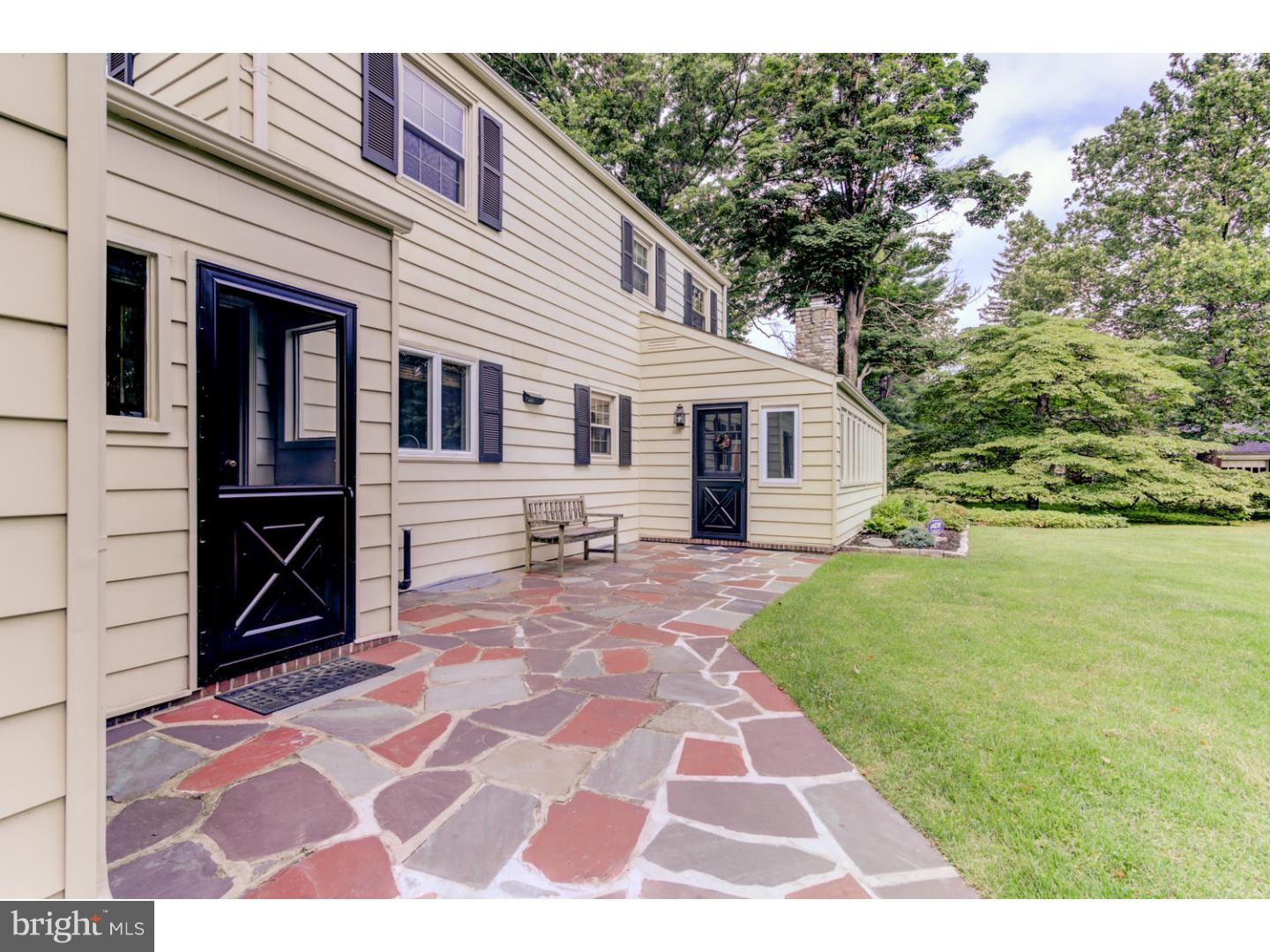 832 River Road Ewing, NJ 08628 - Photo 21 of 24 Patio