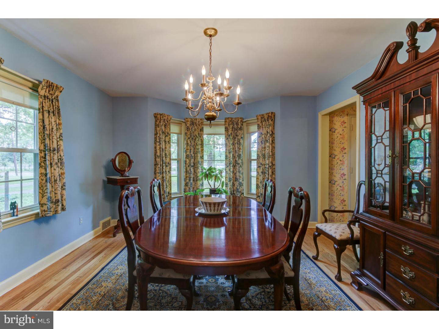 832 River Road Ewing, NJ 08628 - Photo 8 of 24 Dining Room