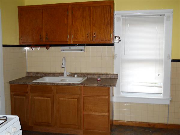 120 Clayton Street Springfield, MA 01107 - Photo 5 of 17 Gallery Image 5