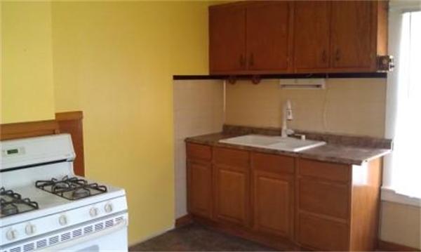 120 Clayton Street Springfield, MA 01107 - Photo 6 of 17 Gallery Image 6