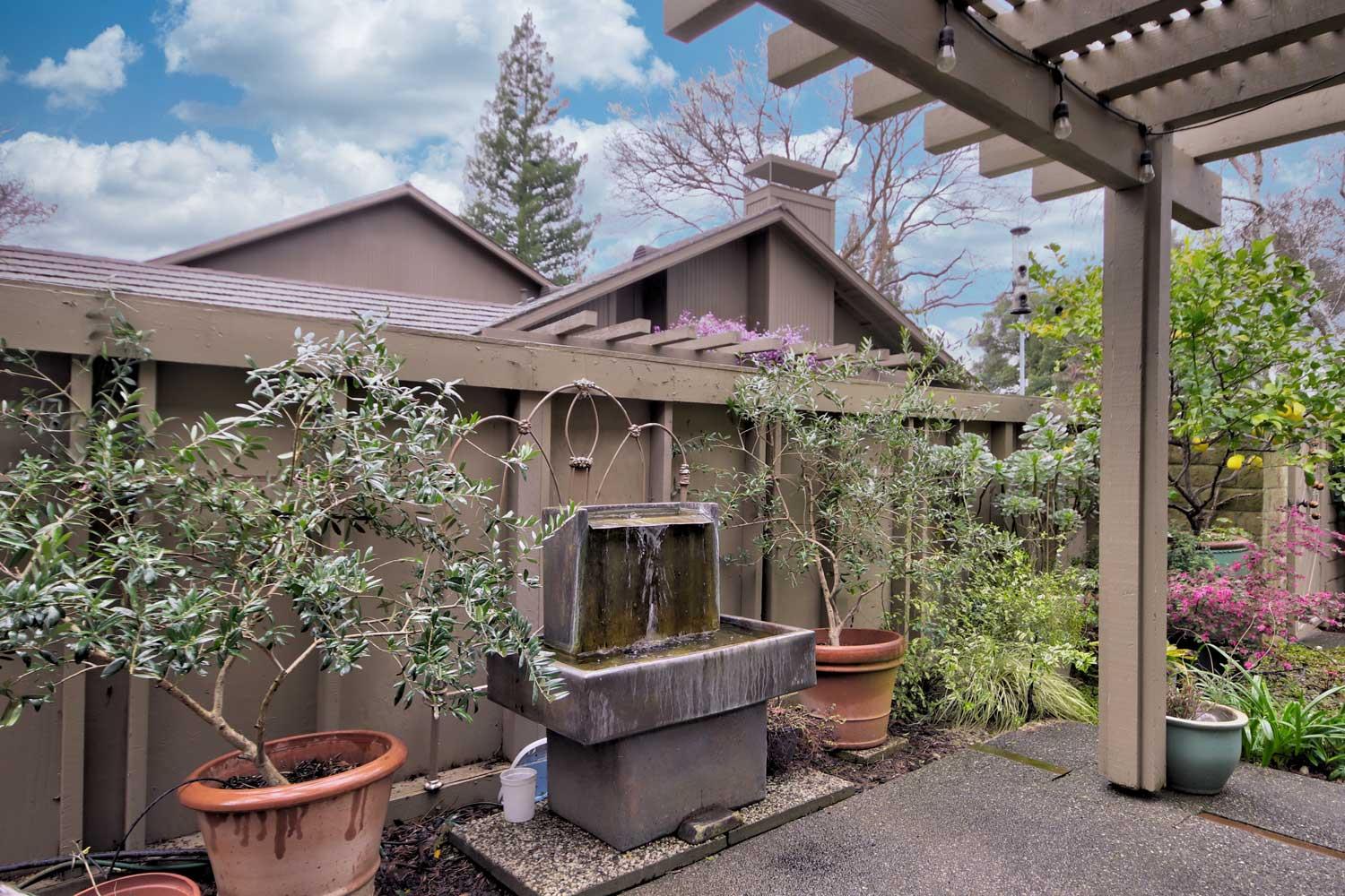 11430 Coloma Road Gold River, CA 95670 - Photo 3 of 33