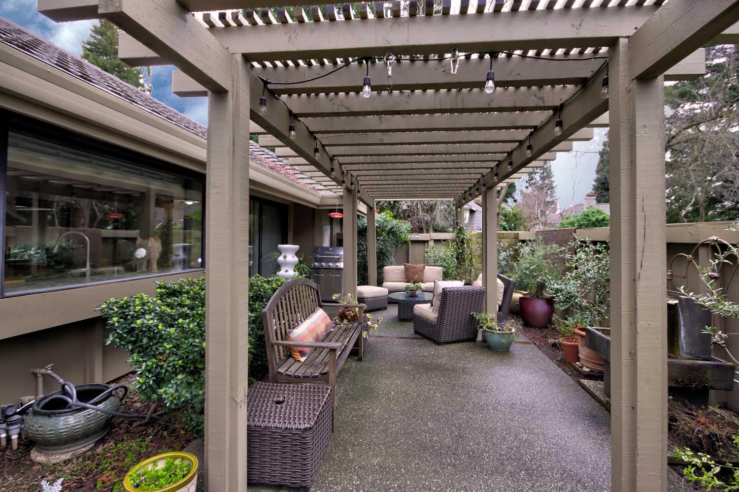 11430 Coloma Road Gold River, CA 95670 - Photo 4 of 33