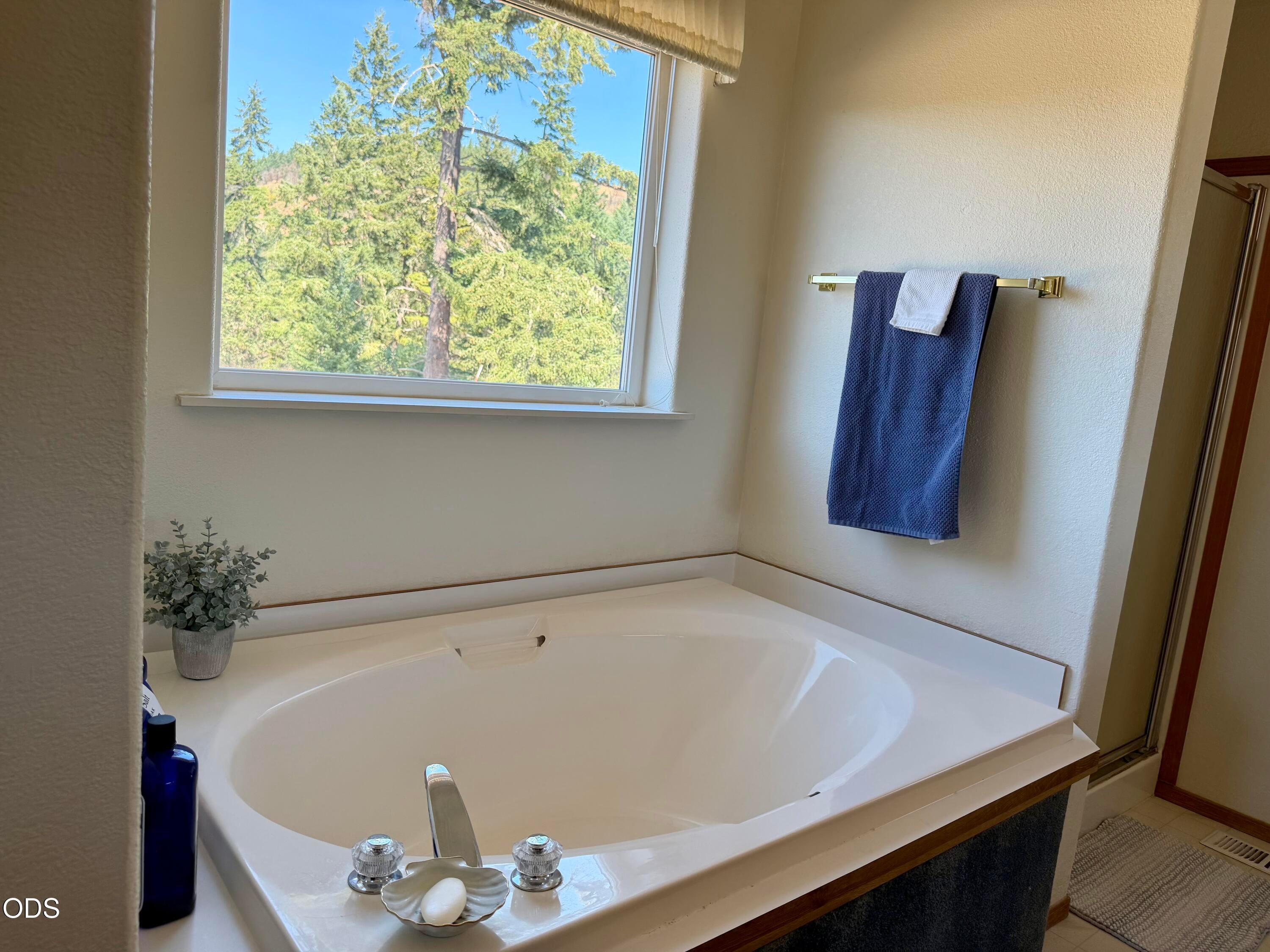 3741 Oak Hill Road Oakland, OR 97462 - Photo 35 of 49 Gallery Image 35