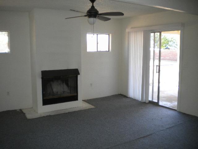113 Ave J San Manuel, AZ 85631 - Photo 5 of 16 living room