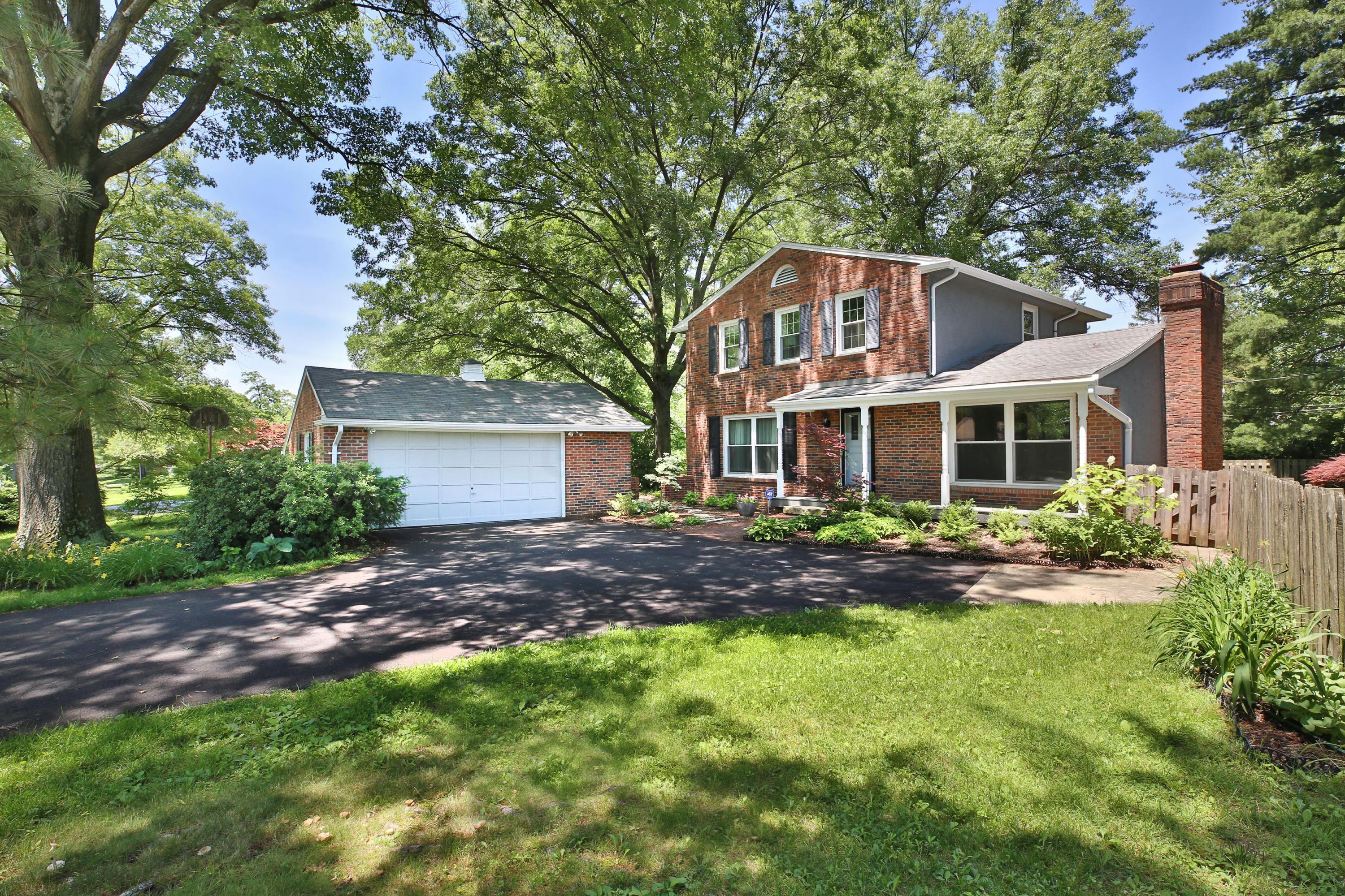 6120 Whitman Road Columbus, OH 43213 - Photo 1 of 38 Gallery Image 1