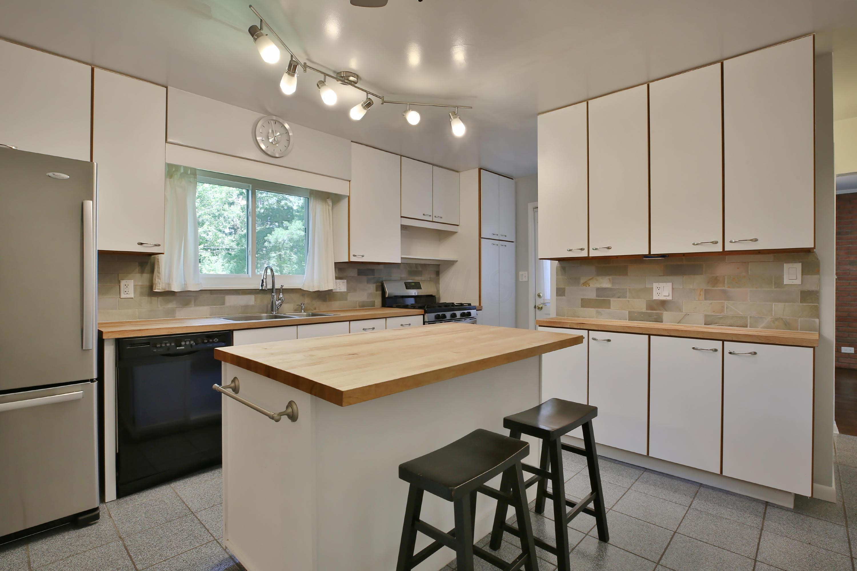 6120 Whitman Road Columbus, OH 43213 - Photo 15 of 38 Gallery Image 15