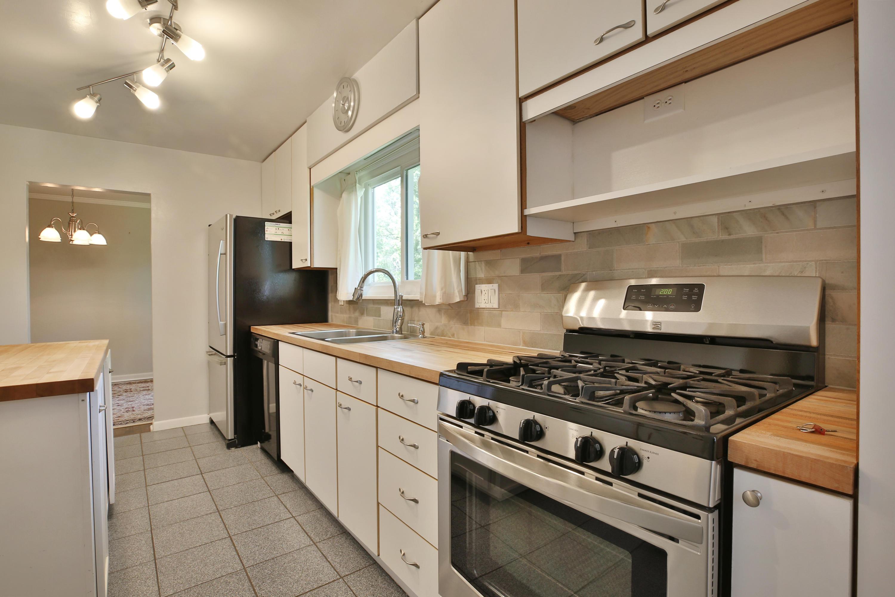 6120 Whitman Road Columbus, OH 43213 - Photo 18 of 38 Gallery Image 18