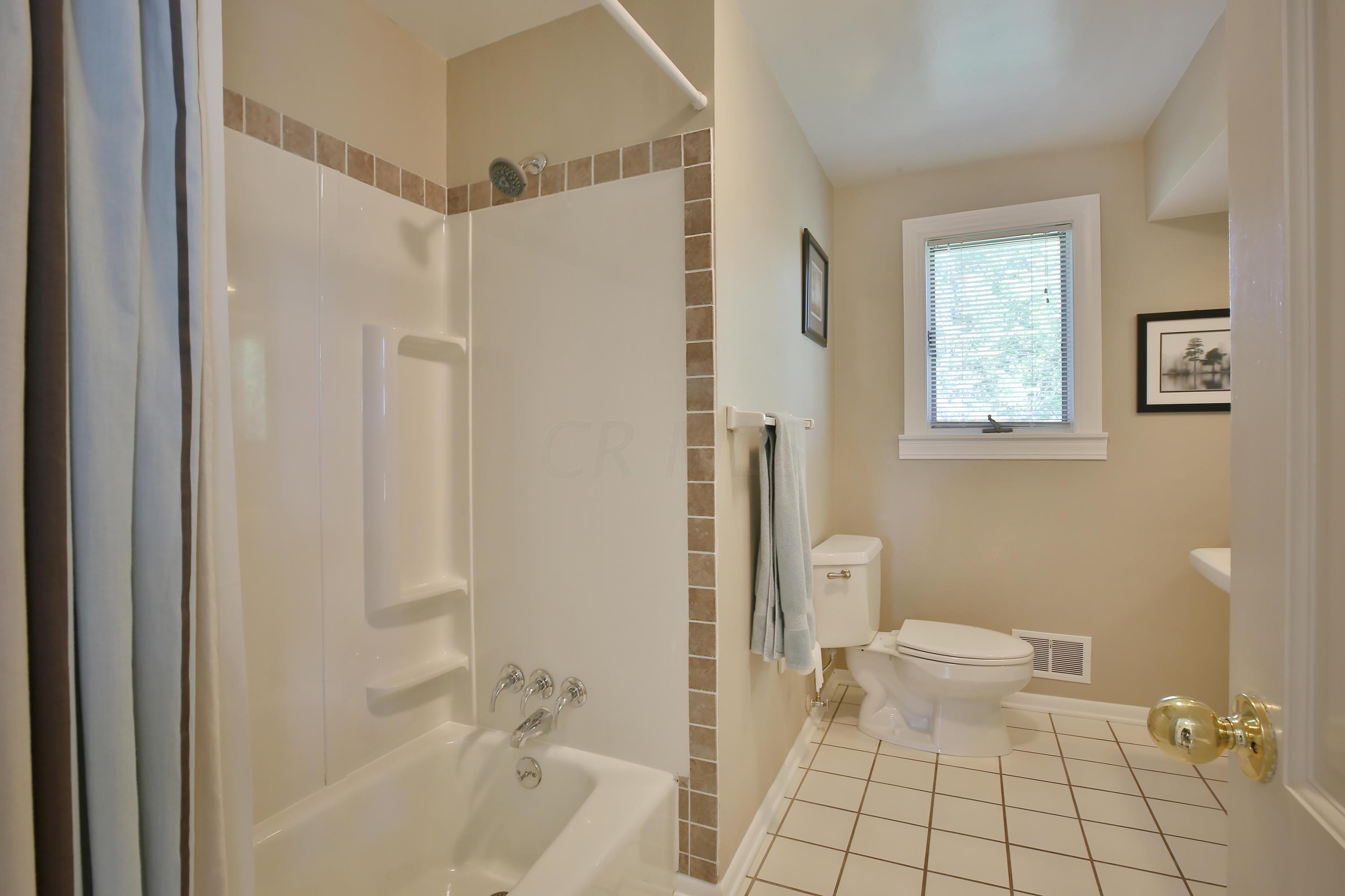 6120 Whitman Road Columbus, OH 43213 - Photo 30 of 38 Gallery Image 30