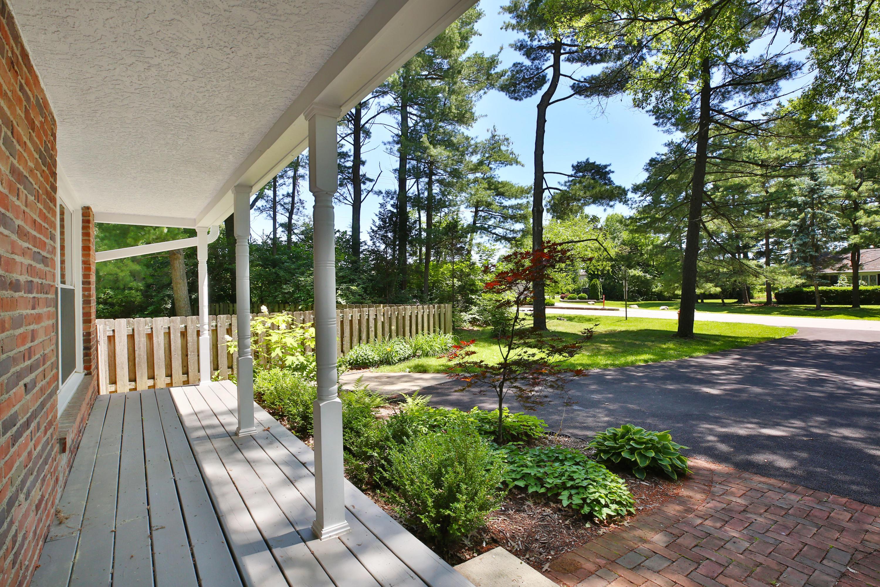 6120 Whitman Road Columbus, OH 43213 - Photo 3 of 38 Gallery Image 3