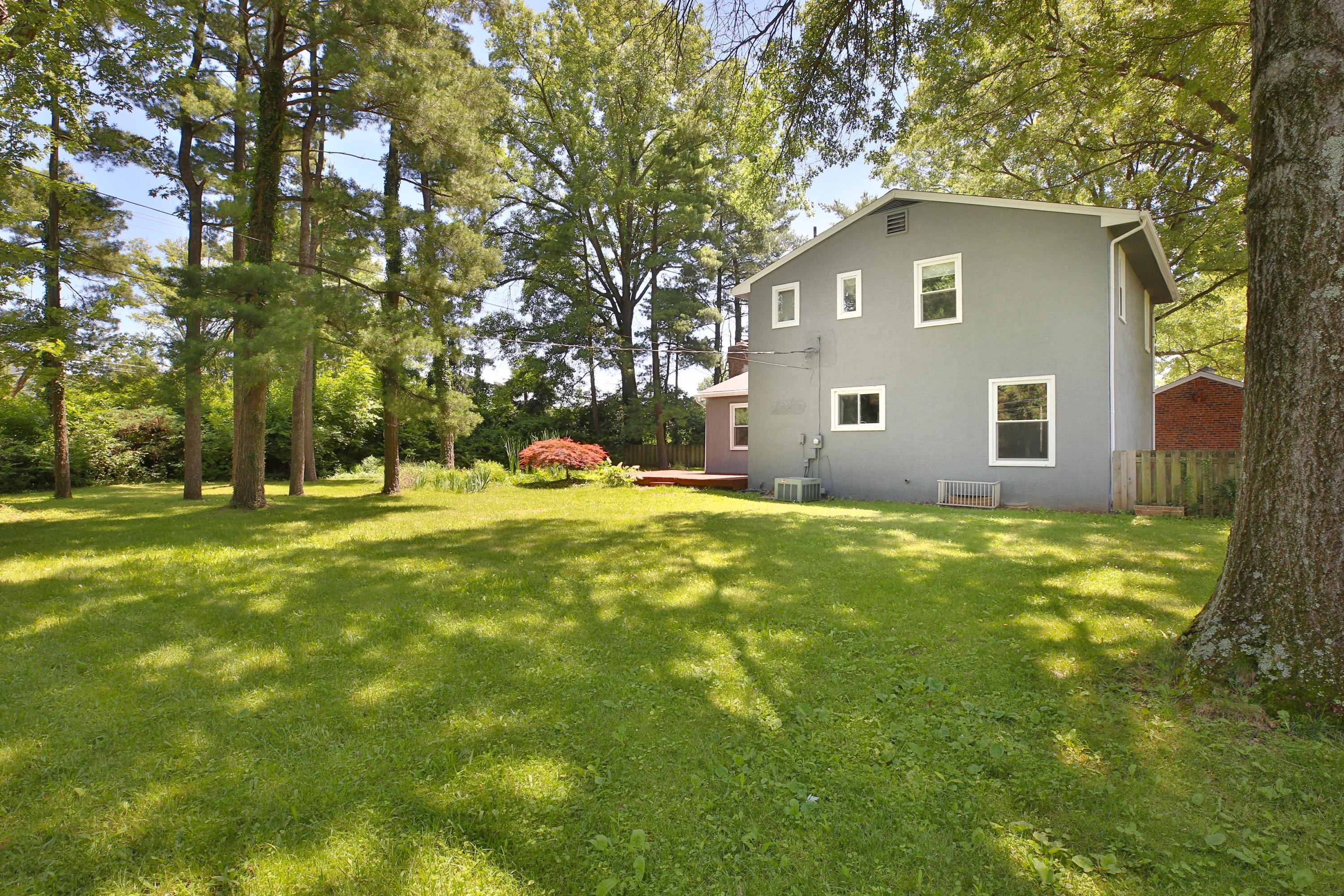 6120 Whitman Road Columbus, OH 43213 - Photo 4 of 38 Gallery Image 4