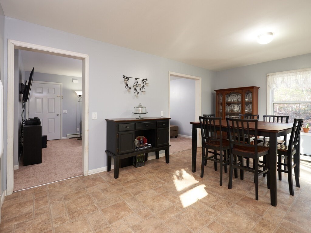 105 Burlingame Road Charlton, MA 01507 - Photo 10 of 27 Gallery Image 10