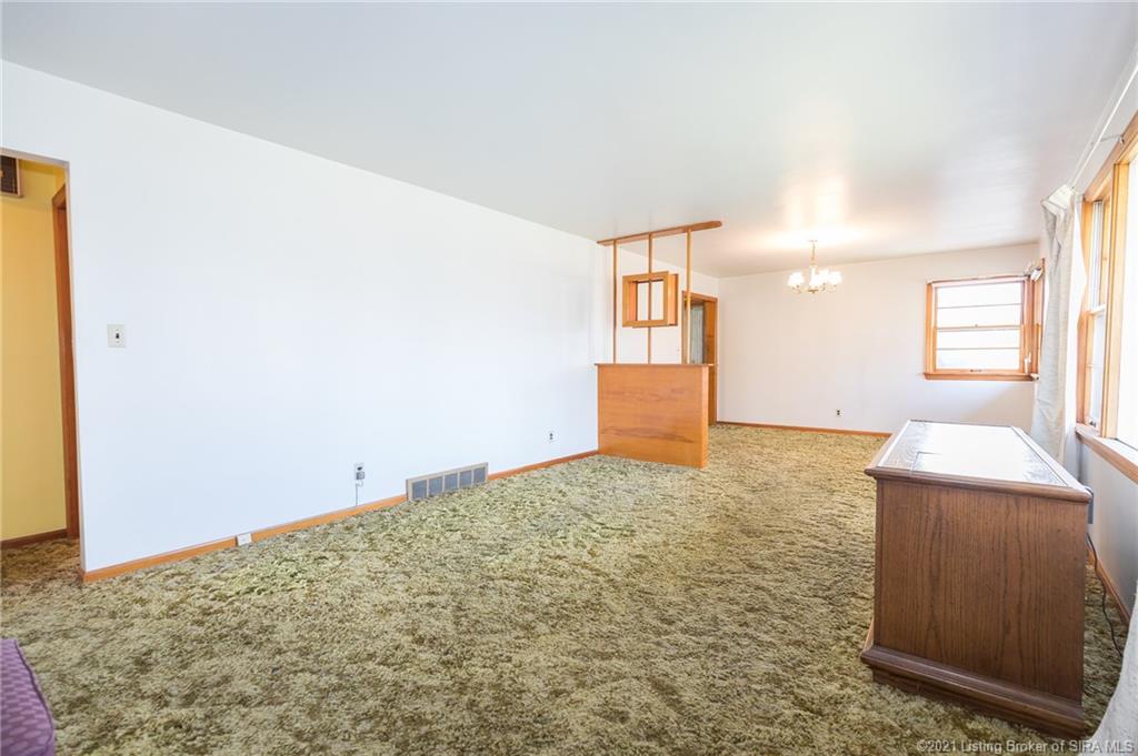 500 Windemere Road Clarksville, IN 47129 - Photo 3 of 39 Gallery Image 3