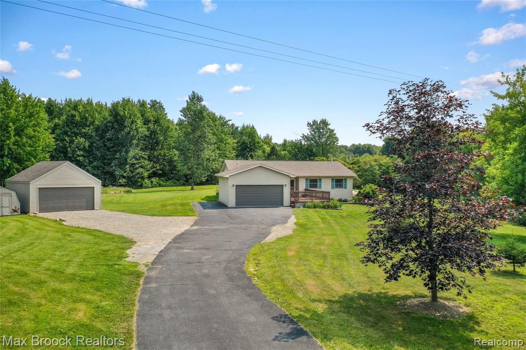 9122 Rattle Run Road Columbus, MI 48063 - Photo 8 of 29