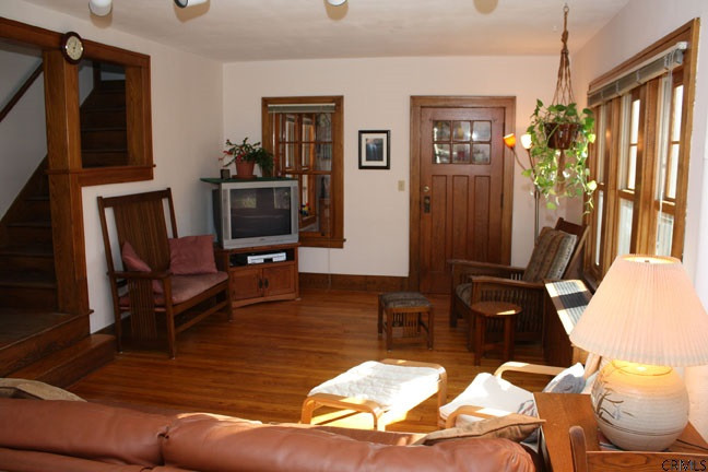 7 Rural Place Bethlehem, NY 12054 - Photo 3 of 11 Photo 3