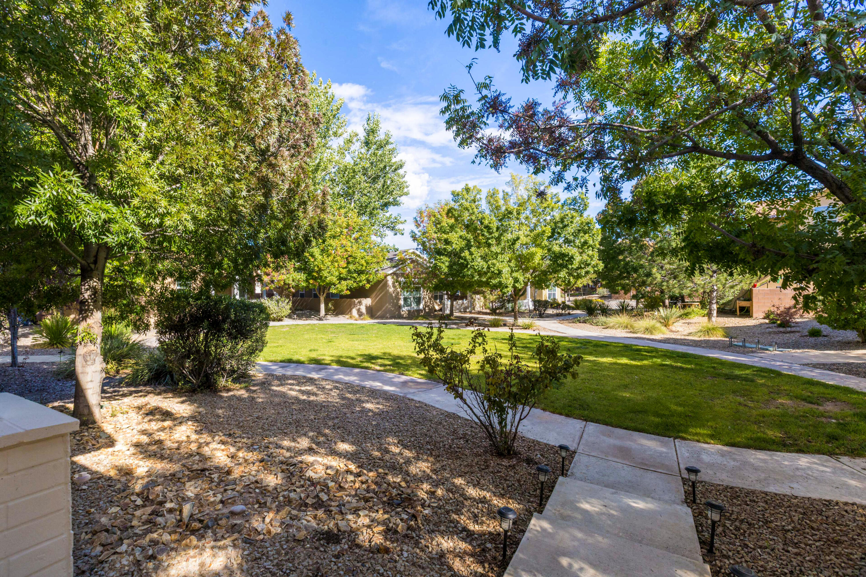 5735 Strand Loop Southeast Albuquerque, NM 87106 - Photo 3 of 34 Gallery Image 3