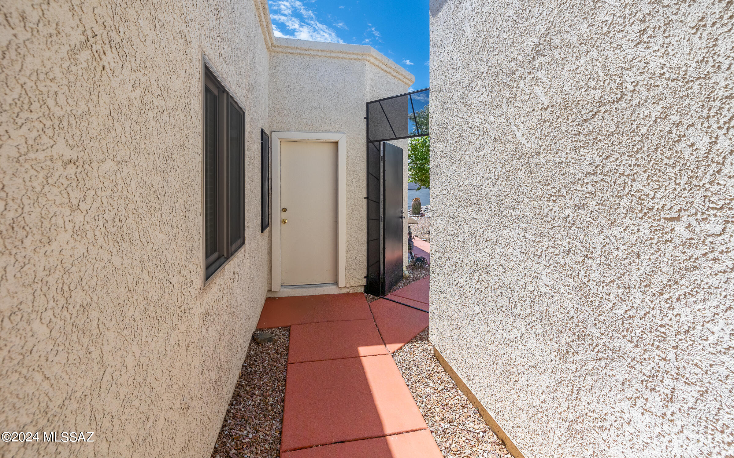 1582 North Rio Mayo Green Valley, AZ 85614 - Photo 12 of 40 Gallery Image 12