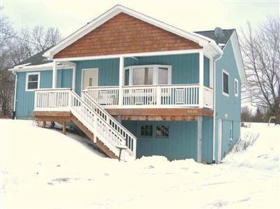 9246 Center Road Fenton, MI 48430 - Photo 3 of 4 20186502-2.JPG