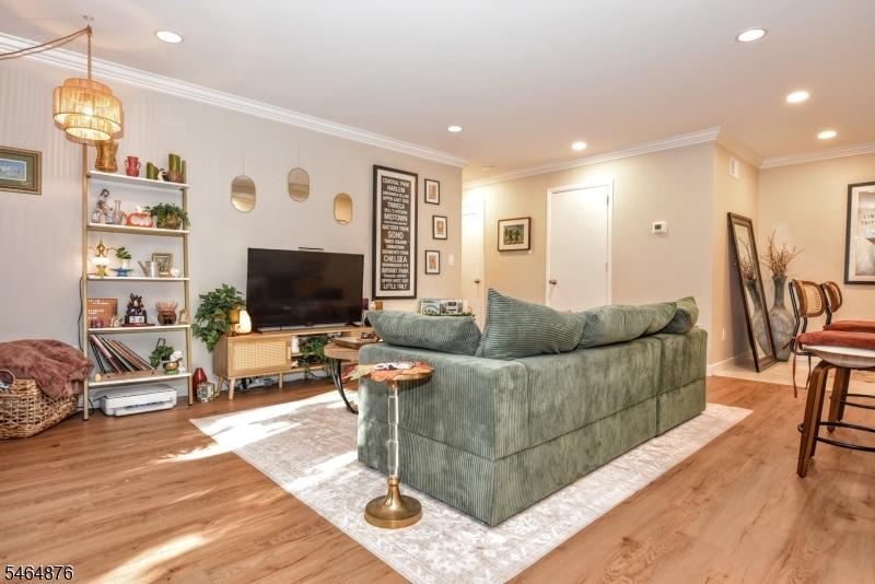 3221 Hilltop Road, Unit 3221 Mahwah, NJ 07430 - Photo 11 of 26 Gallery Image 11
